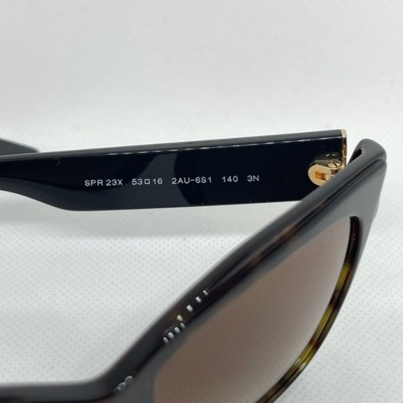 BNWOT Prada Cat Eye Sunglasses